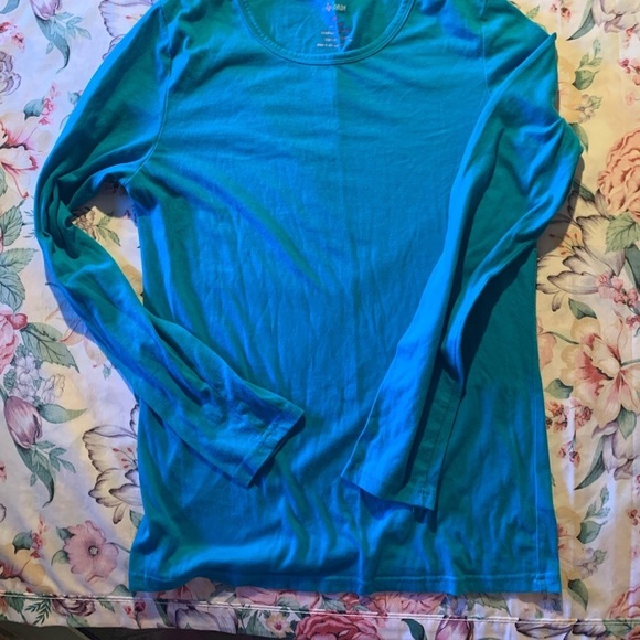 Mi Tops - VVam Women’s Vibrant Blue Long Sleeve Shirt Size Medoum